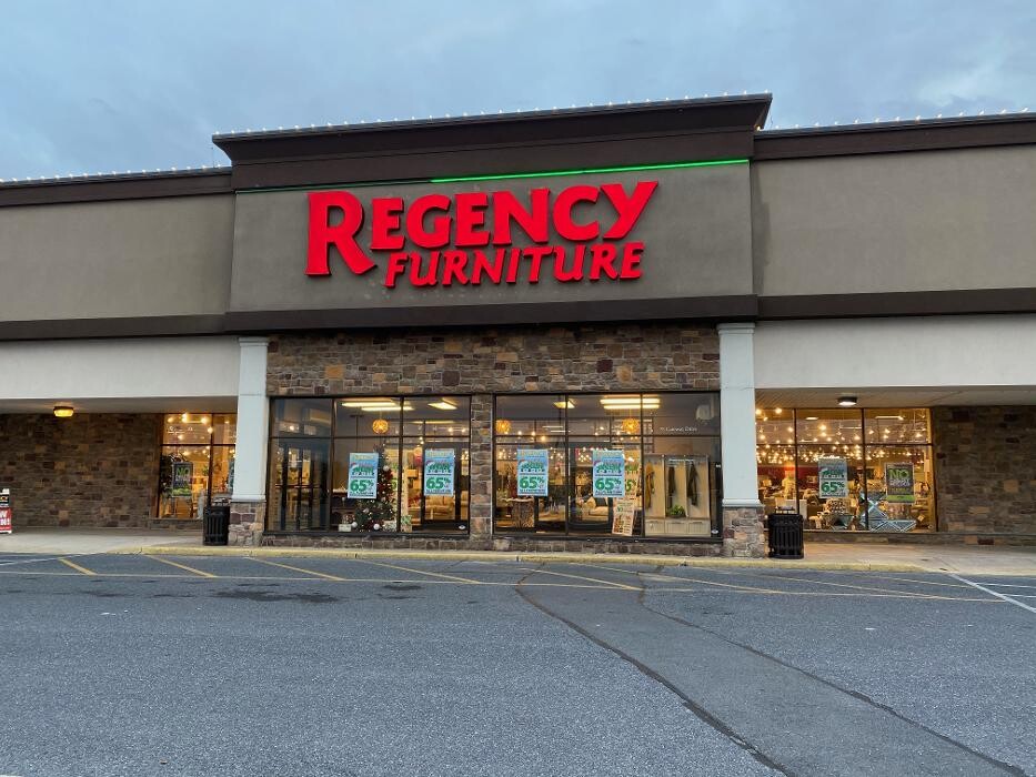 Images Regency Furniture