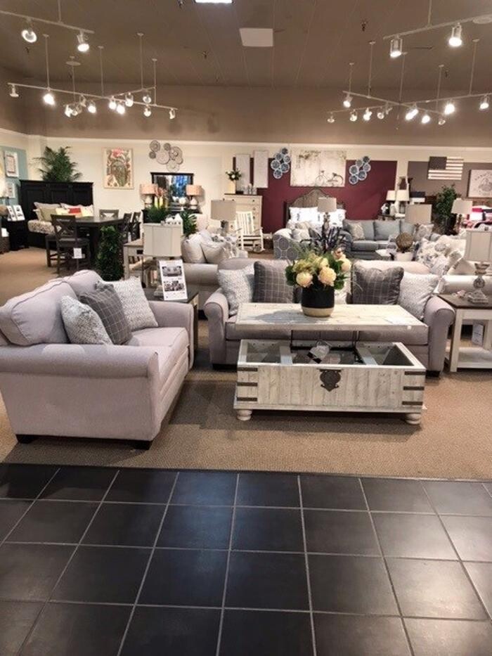 Images Regency Furniture