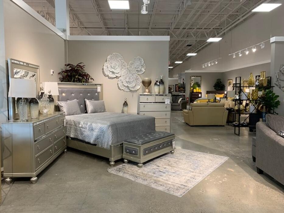 Images Regency Furniture