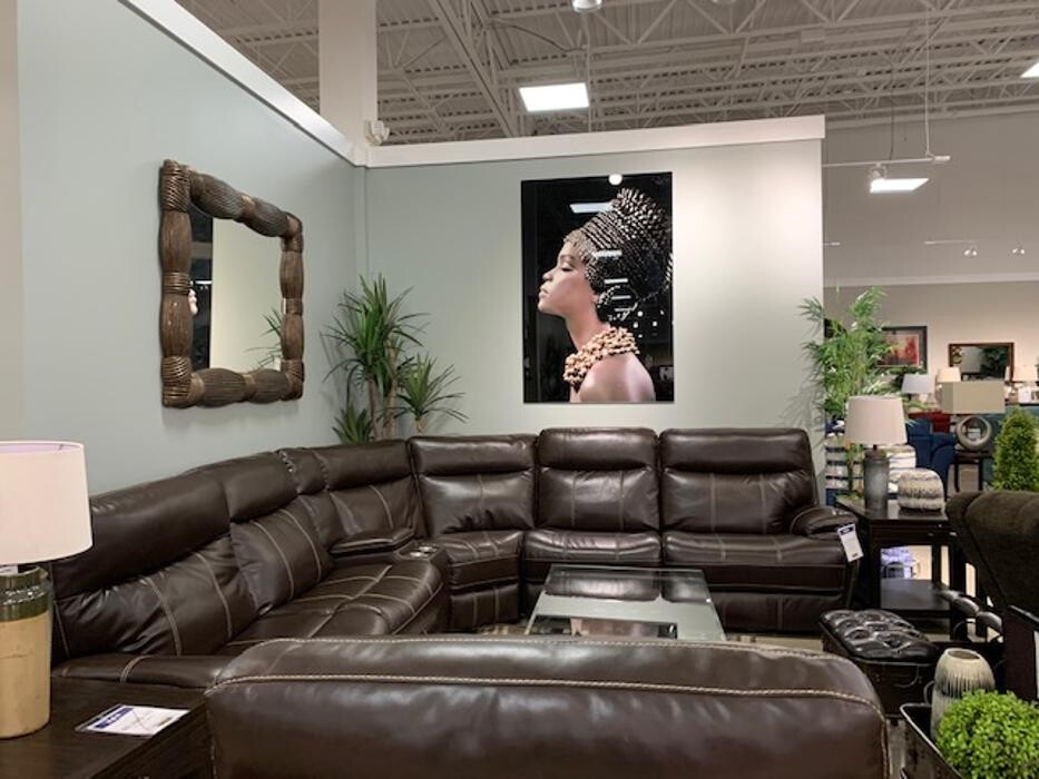 Images Regency Furniture