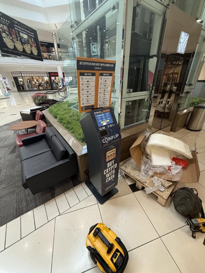 Images CoinFlip Bitcoin ATM - Twelve Oaks Mall (Novi)