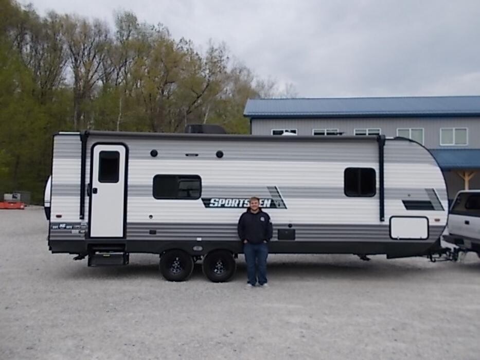 Images Ski's Truck & RV Sales