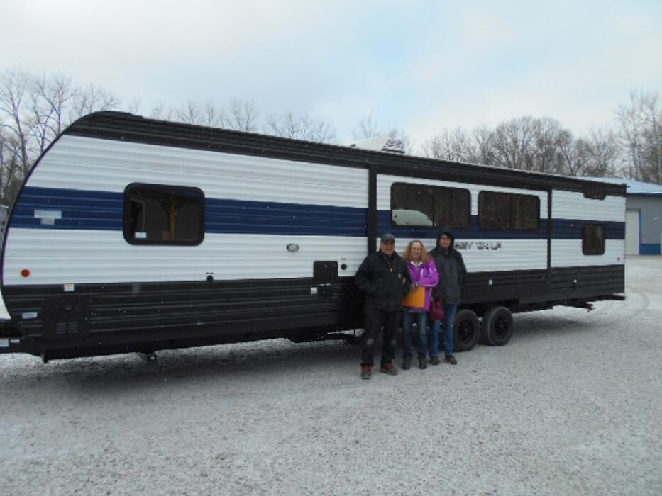 Images Ski's Truck & RV Sales