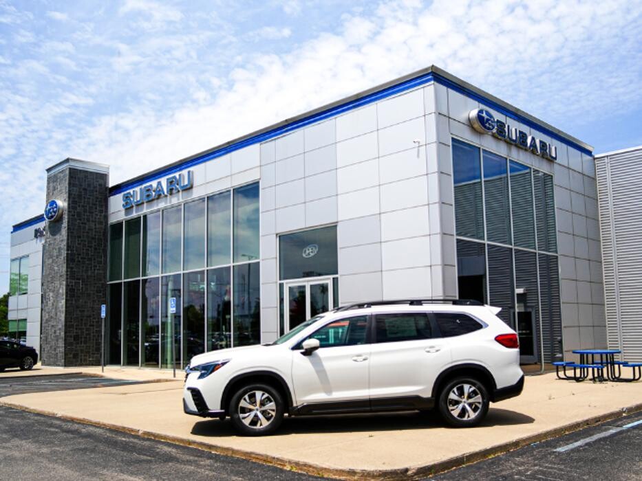 Images Fox Subaru Macomb - Sales