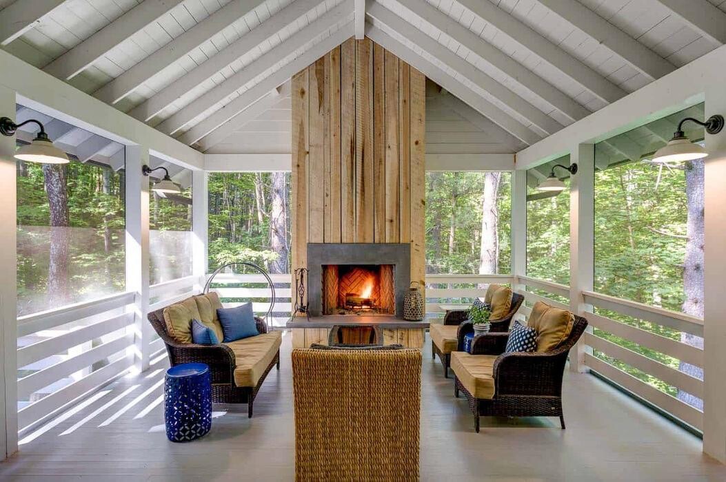 Images Harborview Decks & Exteriors