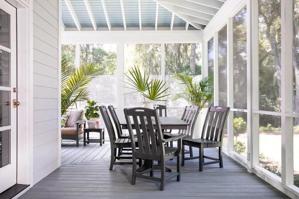 Images Harborview Decks & Exteriors