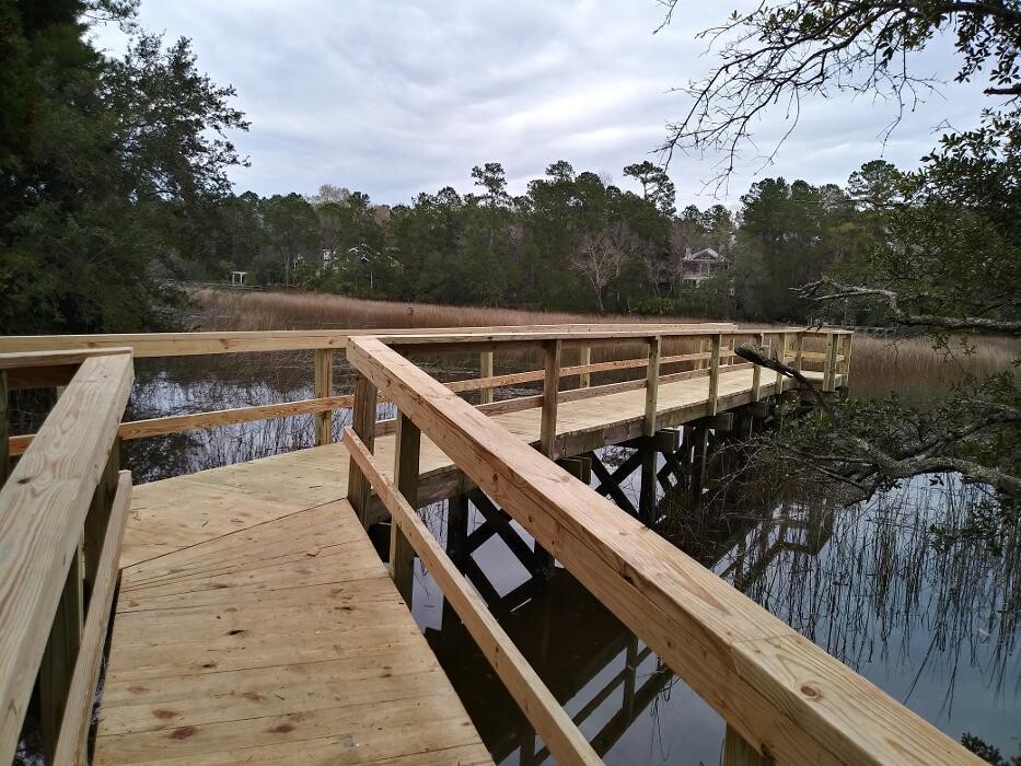 Images Harborview Decks & Exteriors