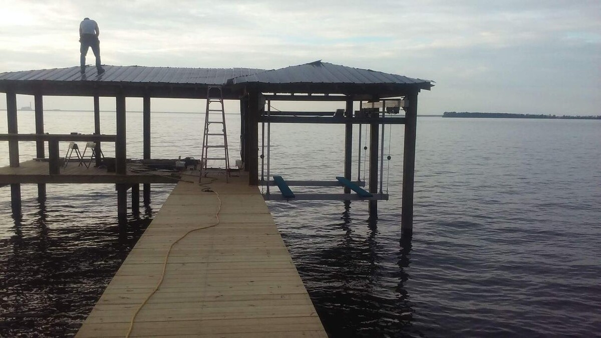 Images Harborview Decks & Exteriors