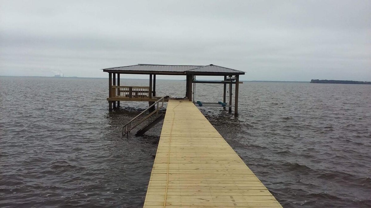 Images Harborview Decks & Exteriors