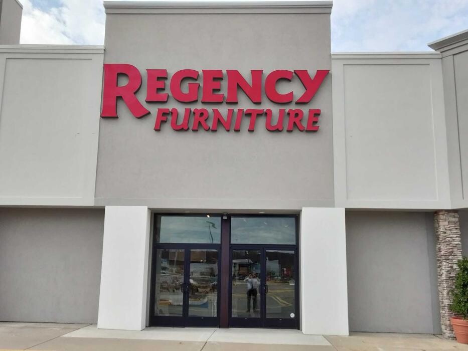 Images Regency Furniture