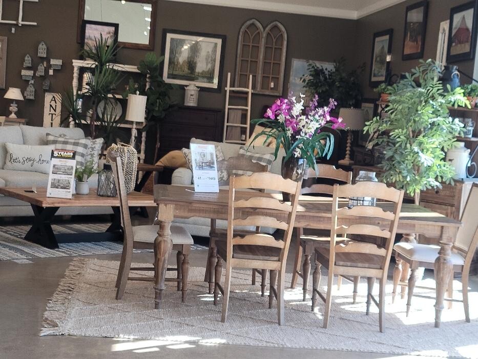 Images Regency Furniture