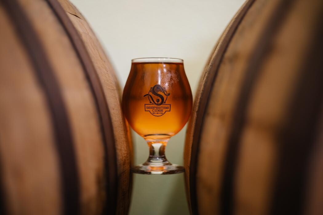 Images Serpentine Cider & Smokehouse