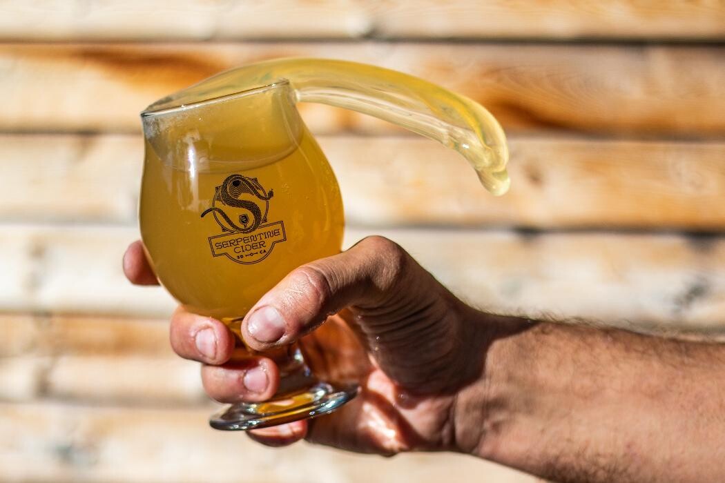 Images Serpentine Cider & Smokehouse