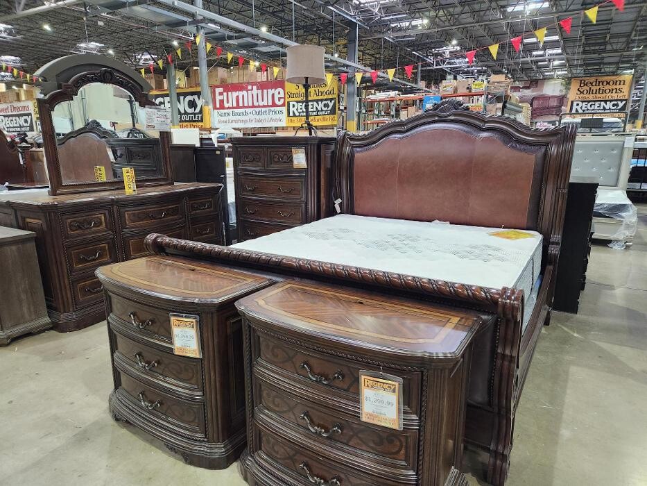 Images Regency Furniture
