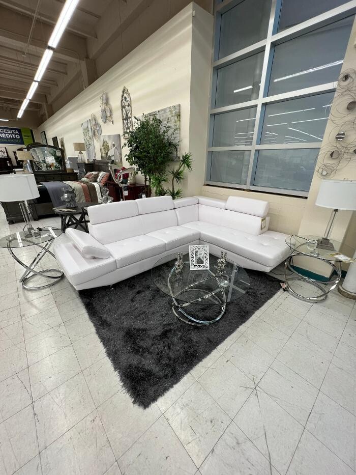 Images Regency Furniture