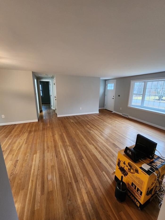 Images Leo's Painting and carpentry services