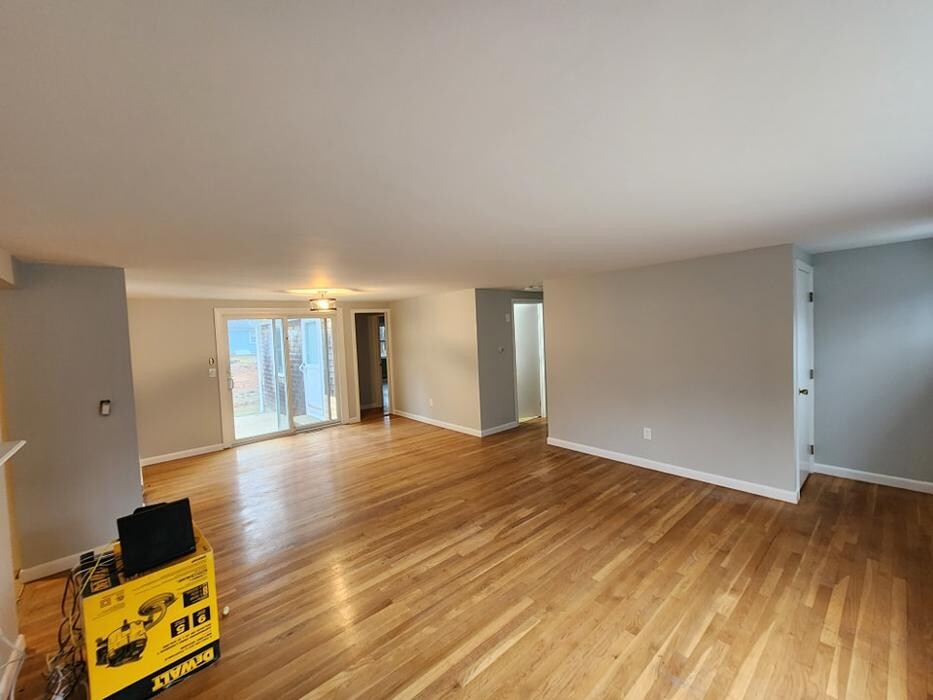 Images Leo's Painting and carpentry services
