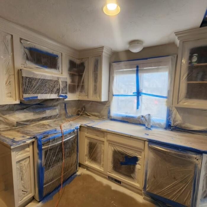 Images Leo's Painting and carpentry services