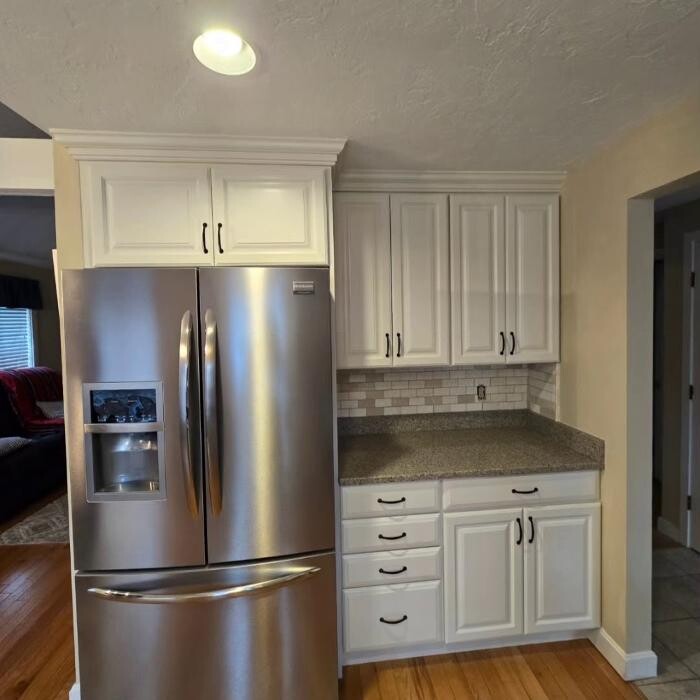 Images Leo's Painting and carpentry services