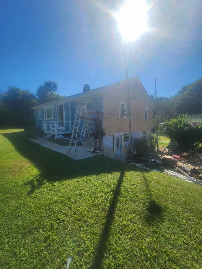Images Leo's Painting and carpentry services