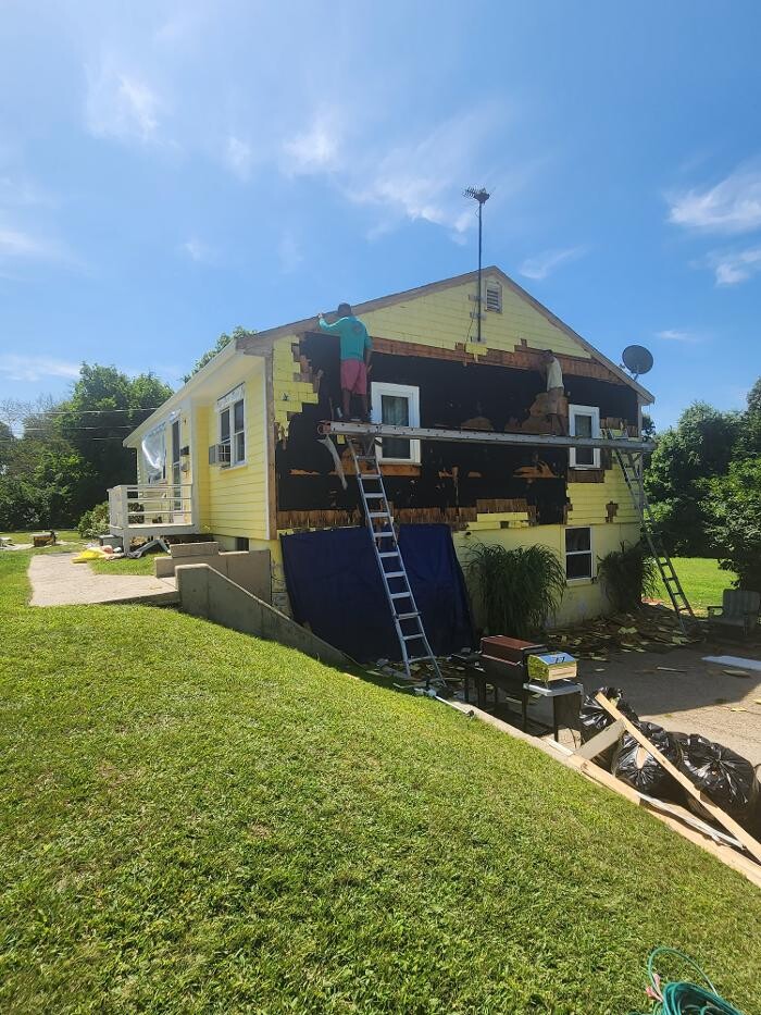 Images Leo's Painting and carpentry services