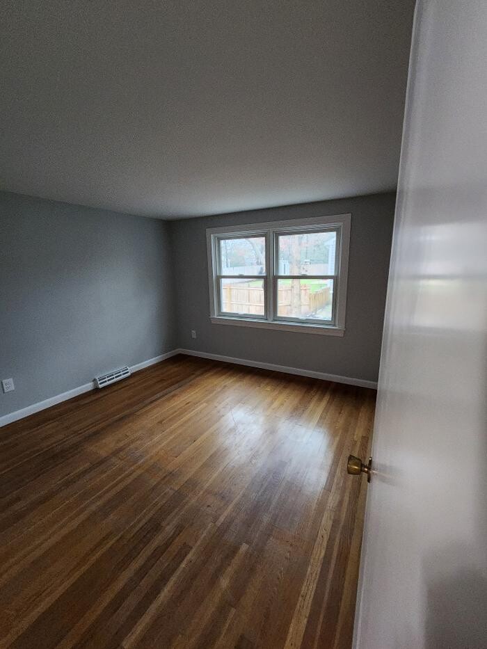 Images Leo's Painting and carpentry services