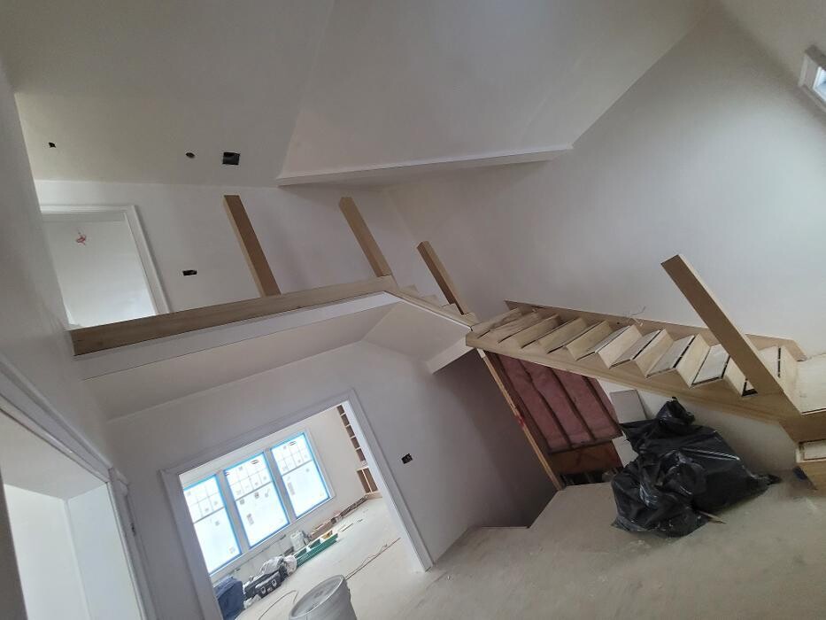 Images Leo's Painting and carpentry services