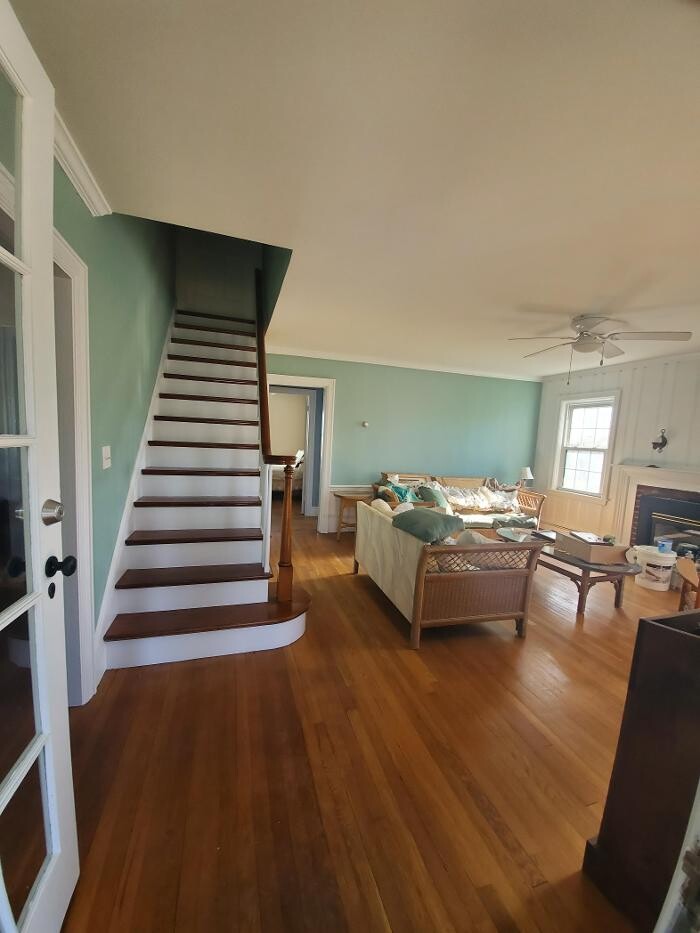Images Leo's Painting and carpentry services
