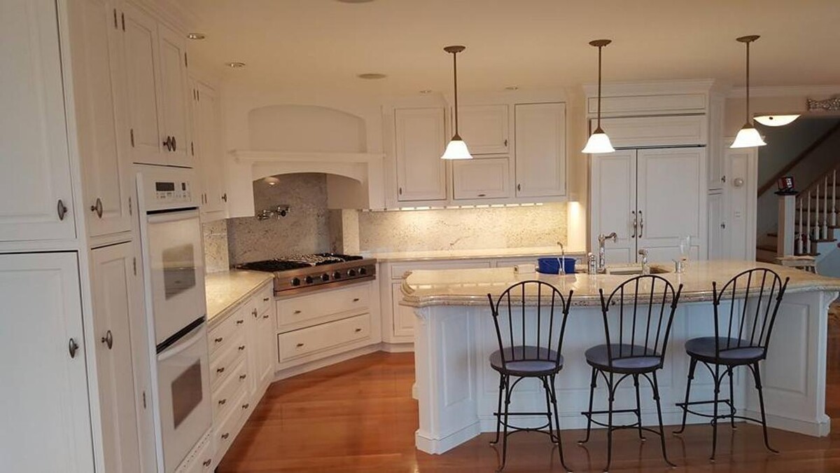 Images Leo's Painting and carpentry services