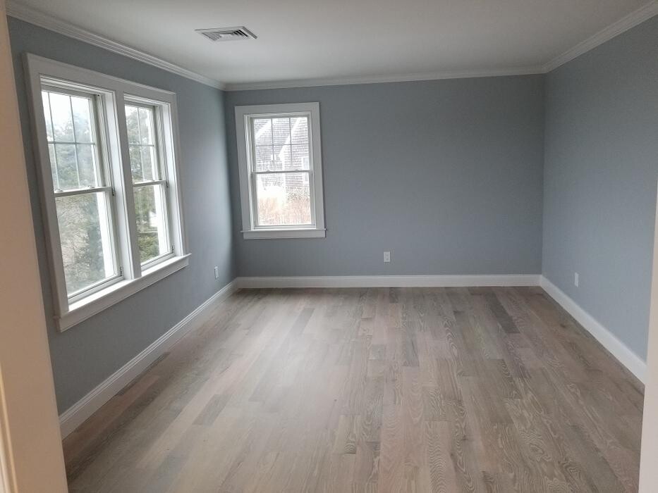 Images Leo's Painting and carpentry services