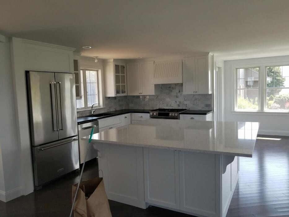 Images Leo's Painting and carpentry services