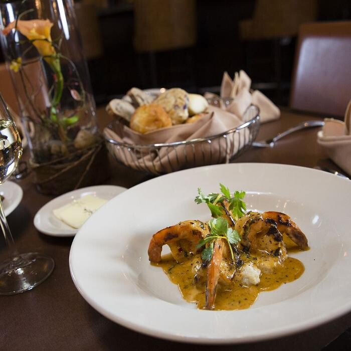 Images Louie's Steakhouse