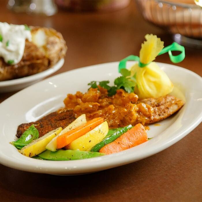 Images Louie's Steakhouse