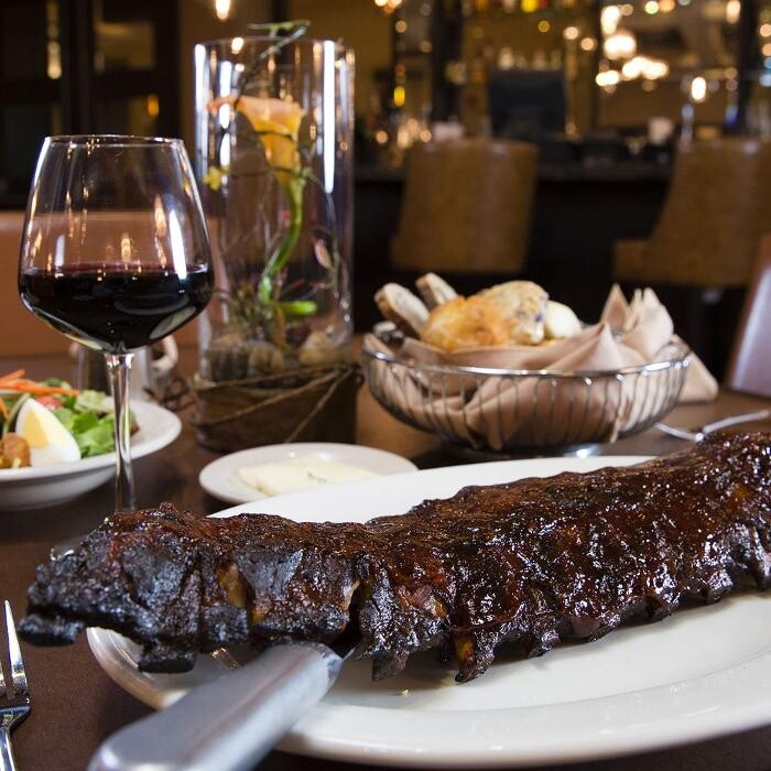 Images Louie's Steakhouse