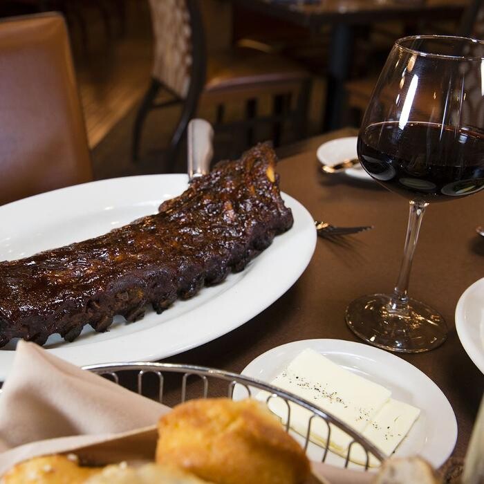 Images Louie's Steakhouse