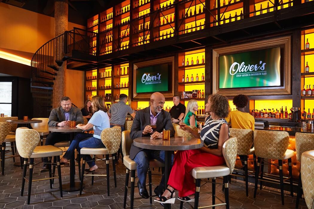 Images Oliver's Chop House & Bourbon Bar at Derby City Gaming and Hotel