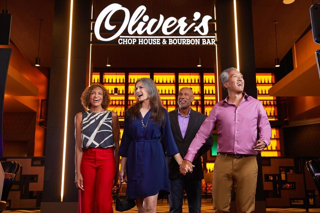 Images Oliver's Chop House & Bourbon Bar at Derby City Gaming and Hotel