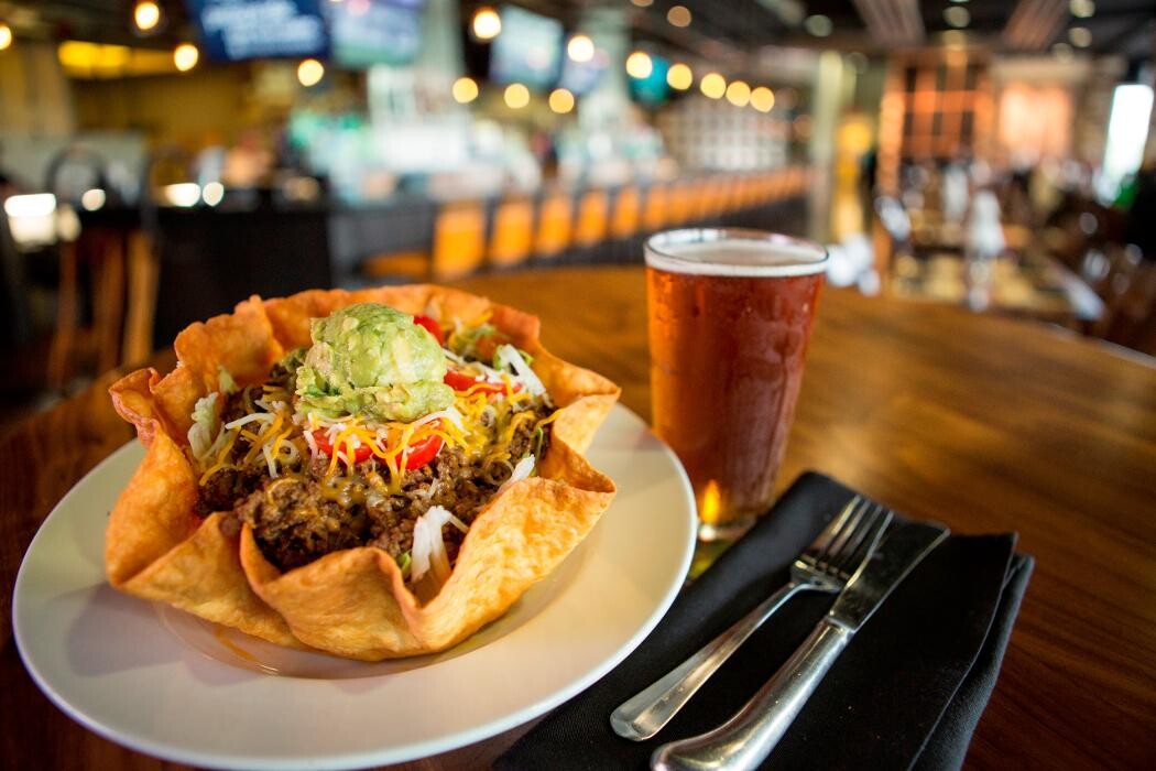 Images Churchill's Bourbon & Brew