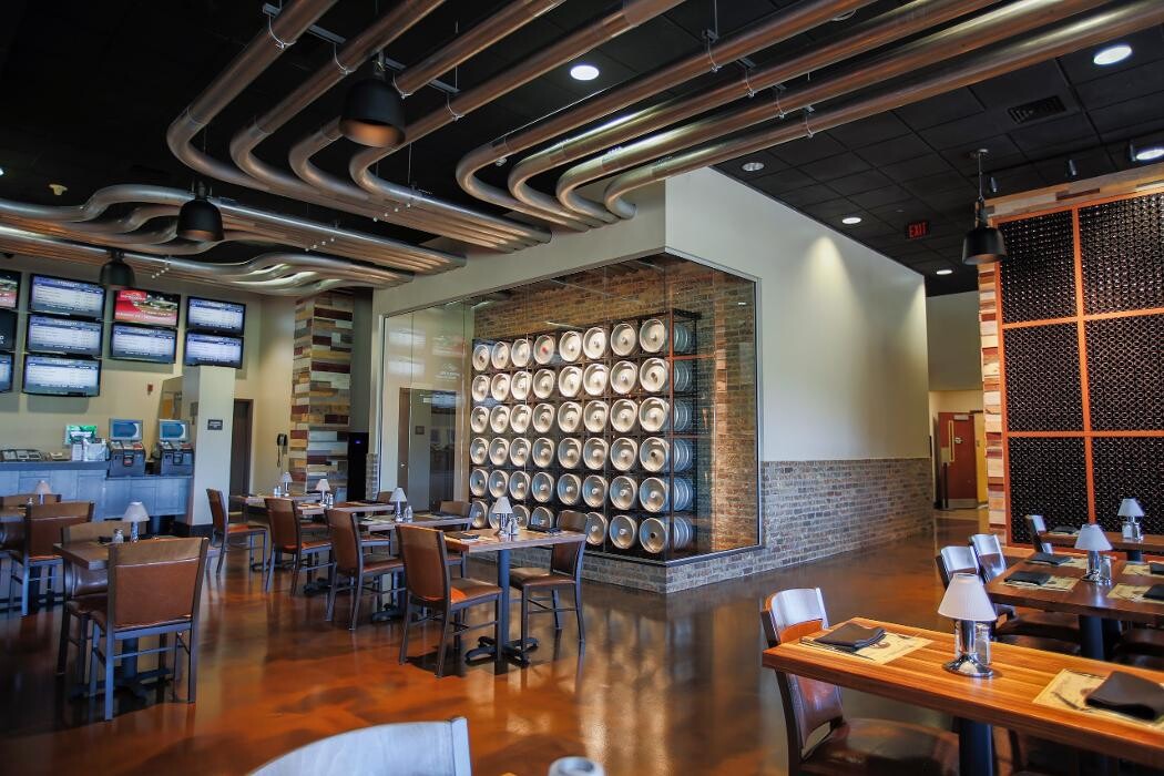 Images Churchill's Bourbon & Brew