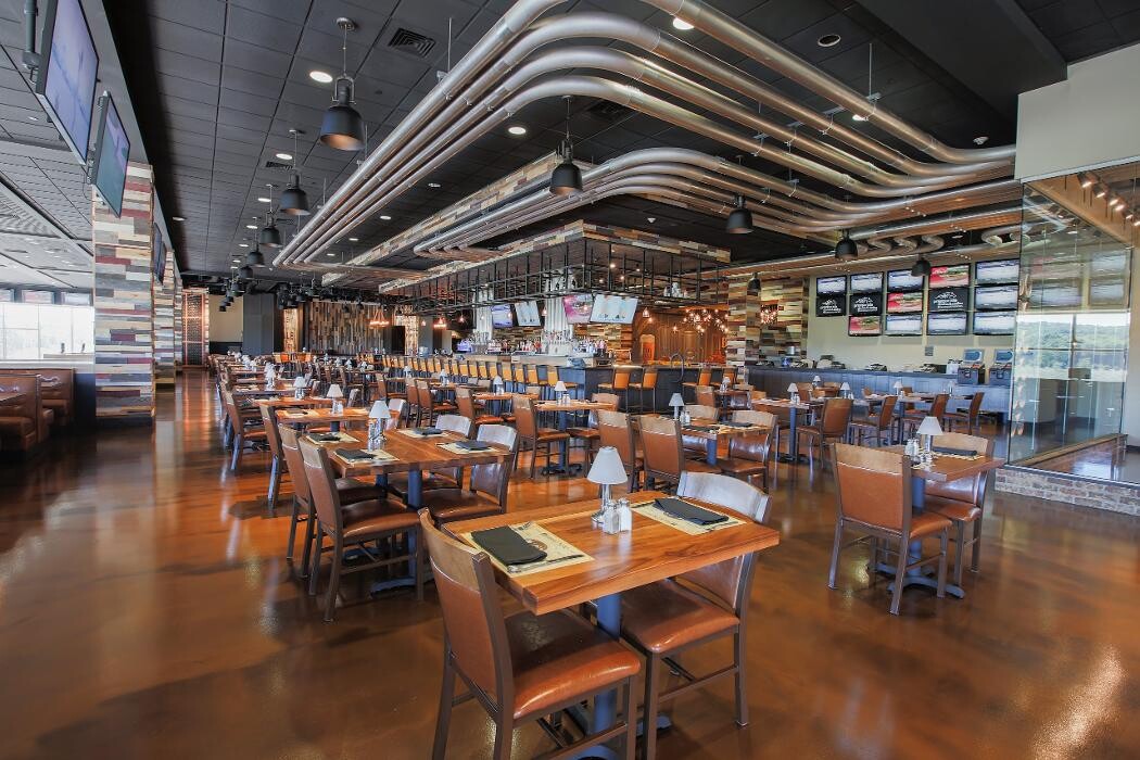 Images Churchill's Bourbon & Brew