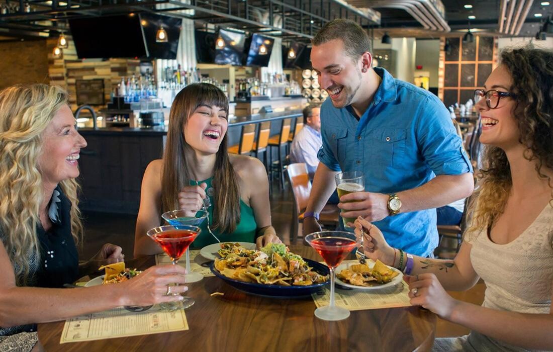 Images Churchill's Bourbon & Brew