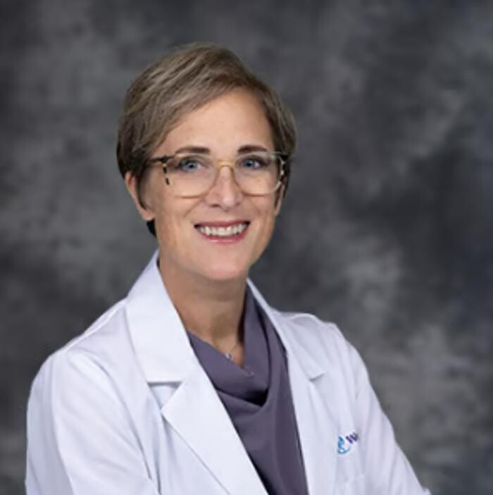 Images Amy Lysy, MD, MAS