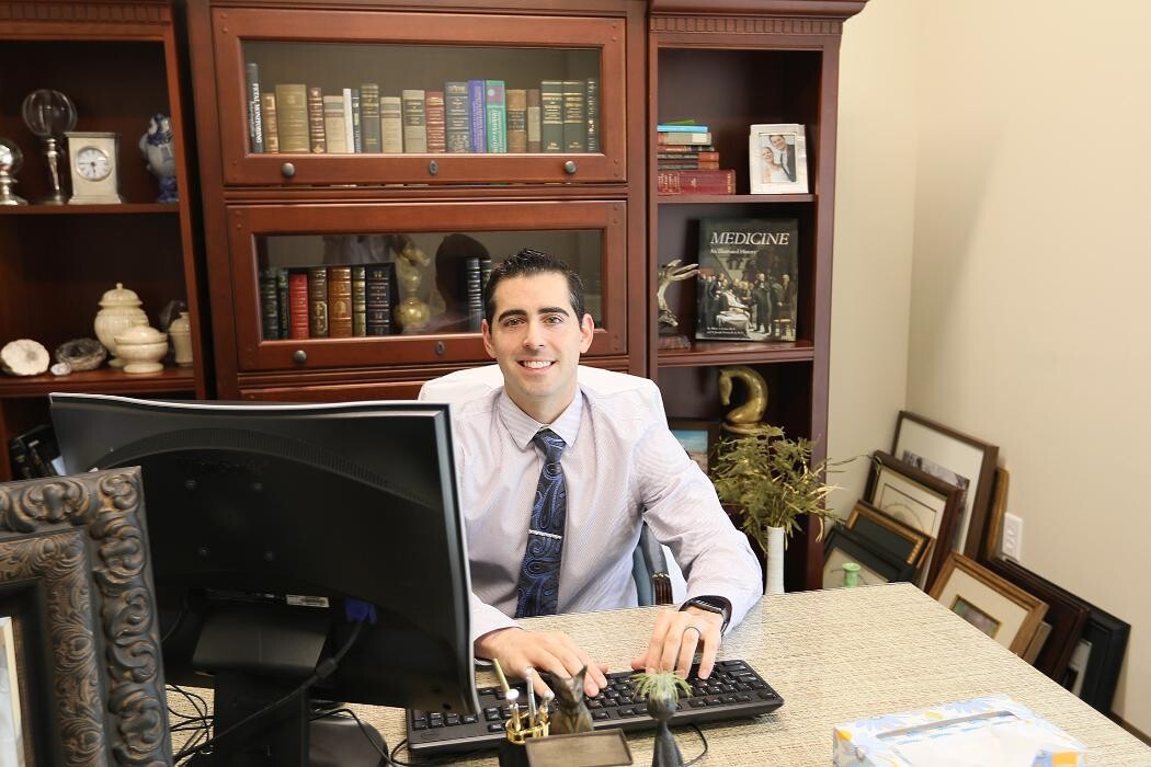 Images Sean Tarride, DO, FAOBOG