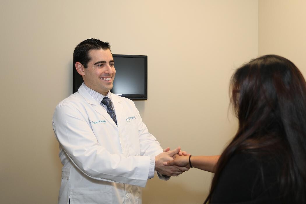 Images Sean Tarride, DO, FAOBOG