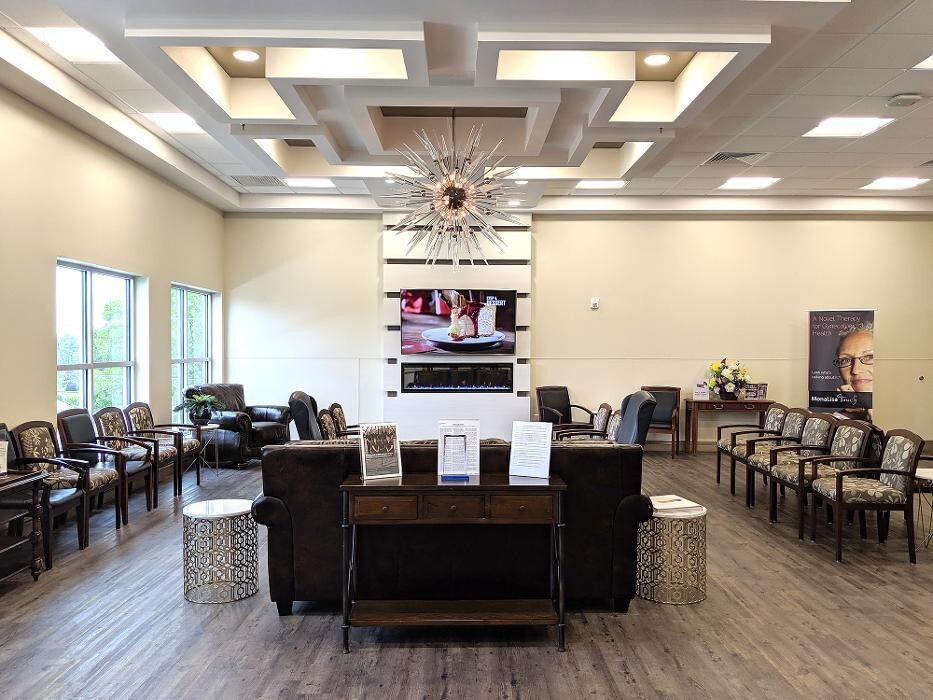 Images Sean Tarride, DO, FAOBOG