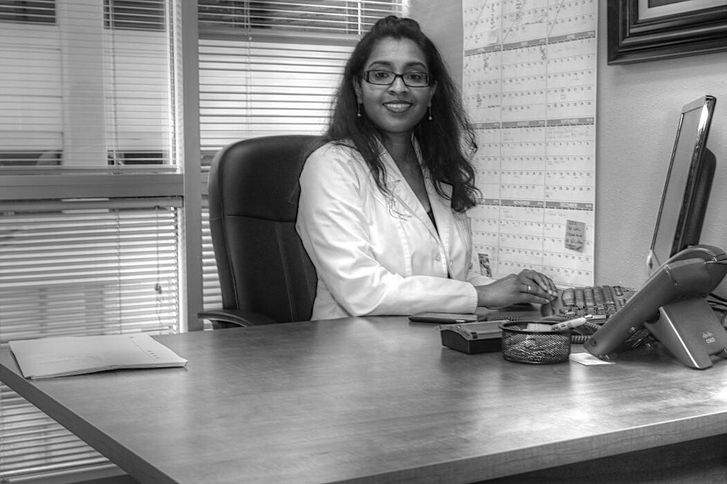 Images Prashanti Logeswaran, MD