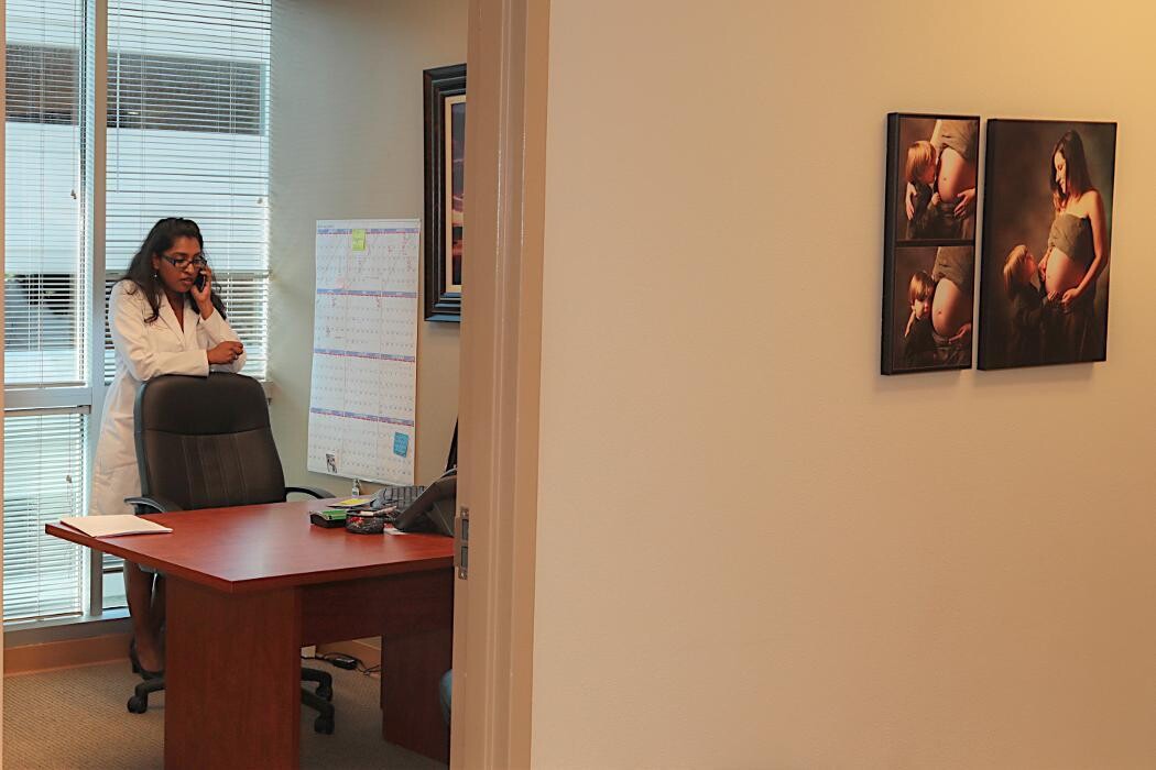 Images Prashanti Logeswaran, MD