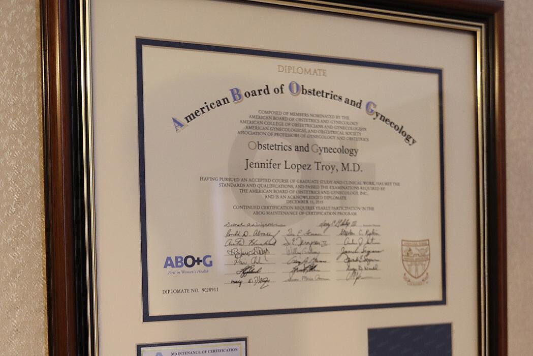 Images Jennifer Lopez Troy, MD