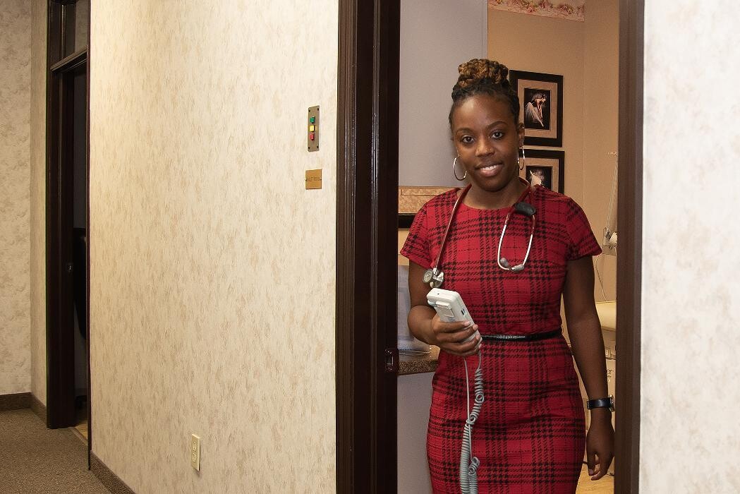 Images Lauren A. M. Davis, MD, FACOG