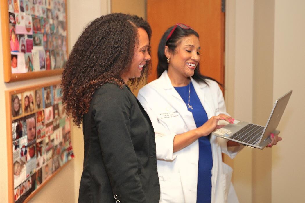 Images Ann Marie D'Heureux-Jones, MD, FACOG